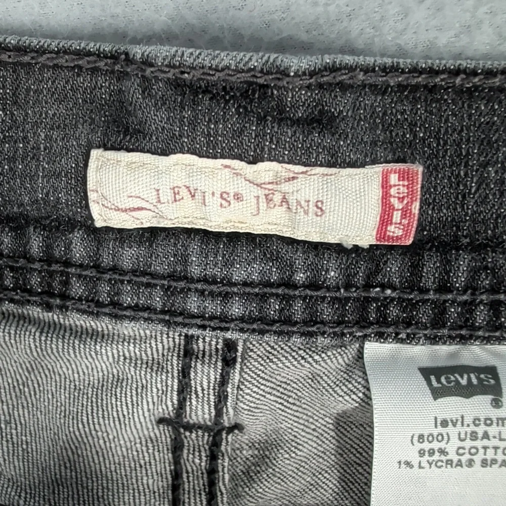 Levis‎ Jeans Womens 13M Black Ripped Denim Low Rise Distressed Straight Leg